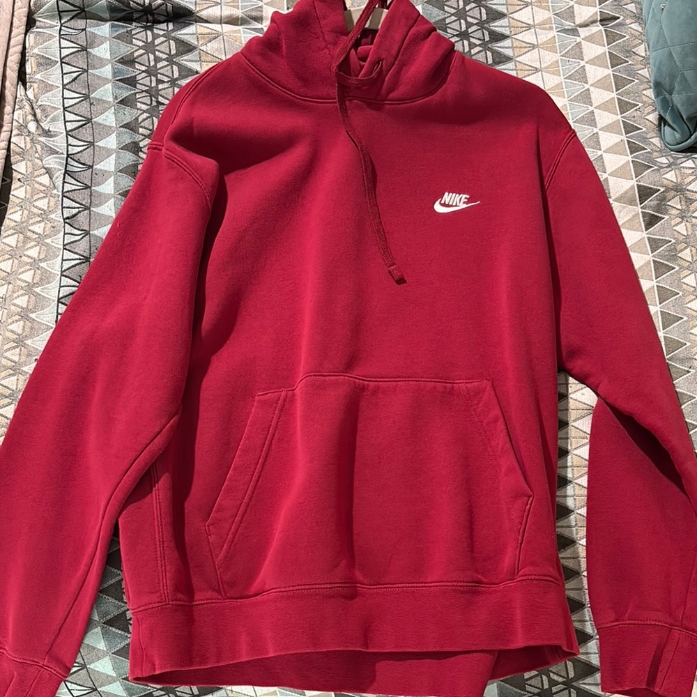 Nike Red Sweater Classic Athletic Design